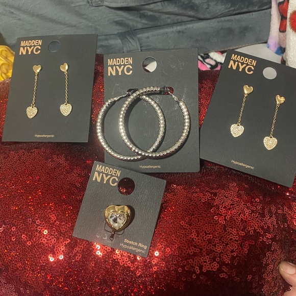 Madden NYC jewelry 4pc - Picture 1 of 8